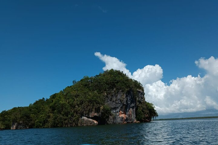 Travel Los Haitices National Park - Photo 1 of 18